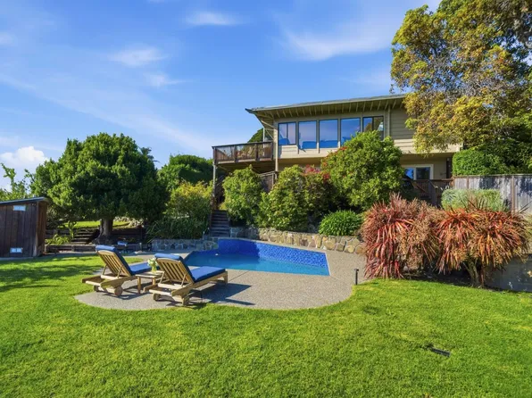 11 Saint Bernard Lane, Tiburon, CA 94920