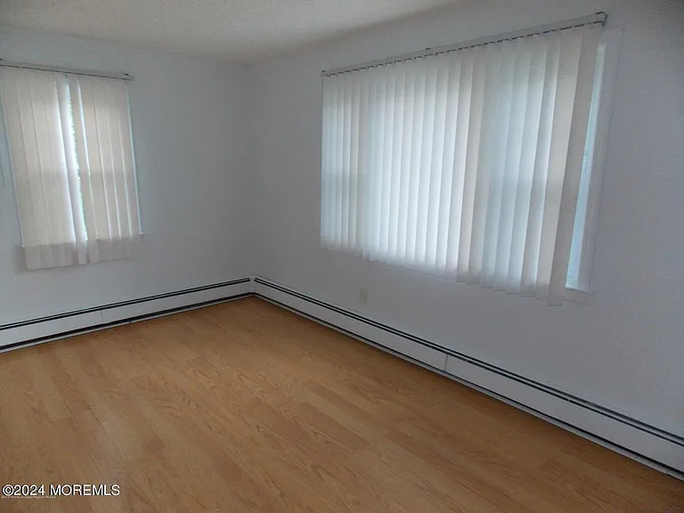 914 Radnor Ave — Photo 14
