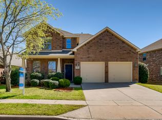 832 Lake Hollow Dr, Little Elm, TX 75068
