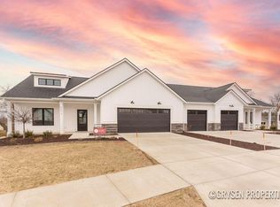 6706 Sheldon Crossing Dr #46, Hudsonville, MI