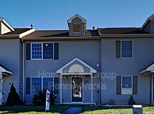 1922 Clinton Ave, Chambersburg, PA