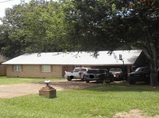 211 Vick St, Batesville, MS 38606