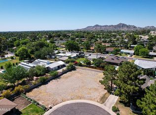 902 E Kaler Dr, Phoenix, AZ 85020