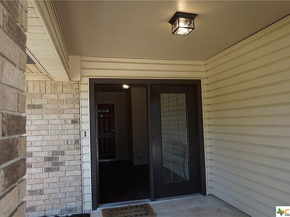 5th image of 1704 Forest Hills Dr