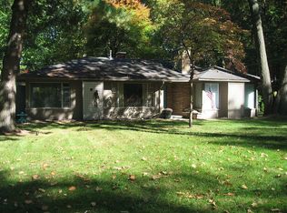 21000 Mahon Dr, Southfield, MI 48075