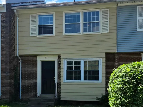 117 Davis Ave SW, Leesburg, VA 20175