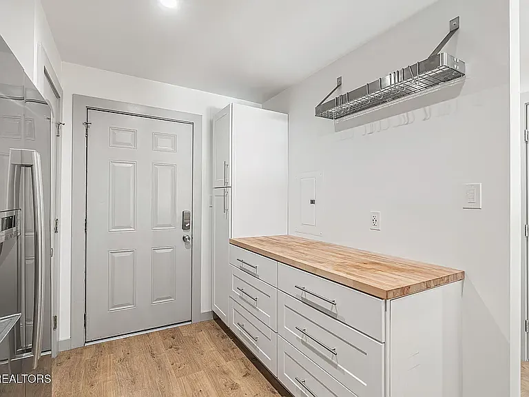 3636 Taliluna Ave #308 — Photo 7