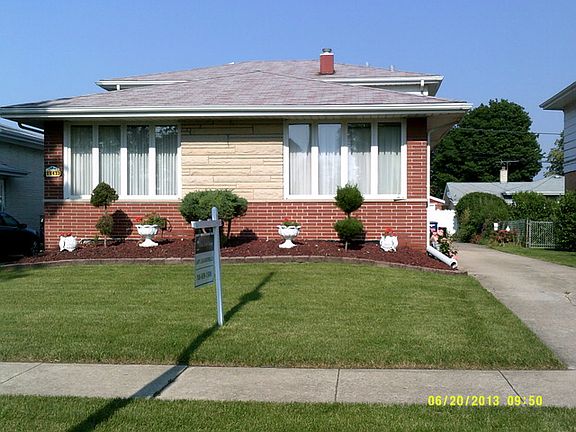 2nd image of 10433 S Lavergne Ave