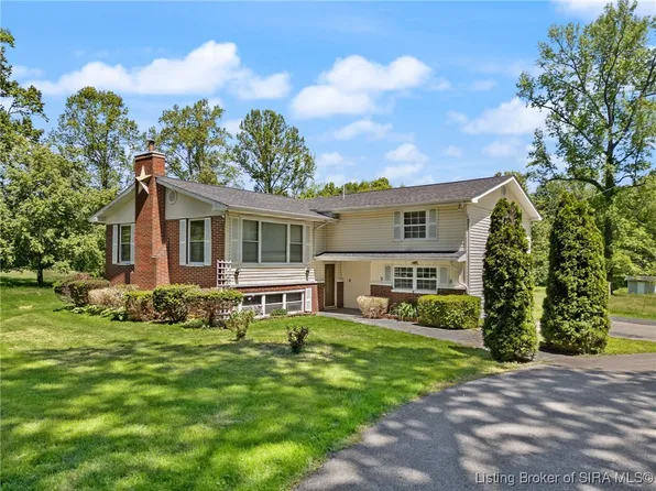 969 S Goshen, Scottsburg, IN 47170