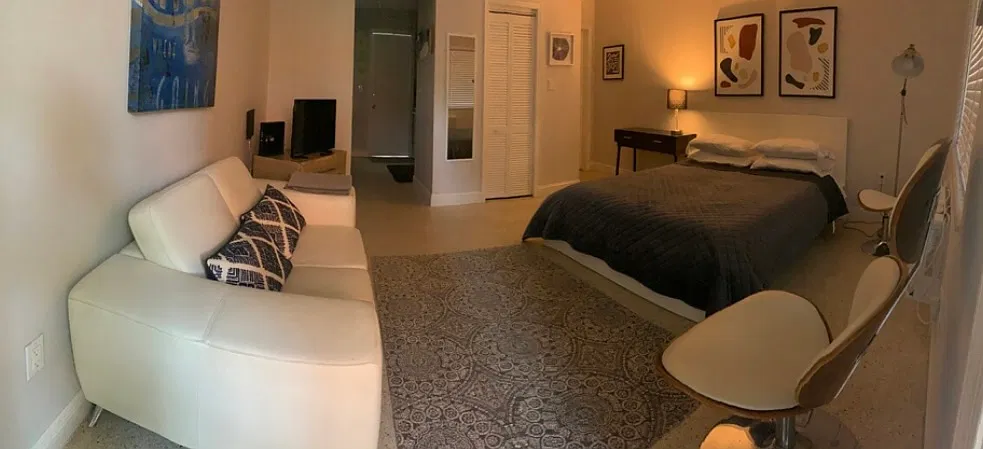 Studio, 450 sqft, $1,475 — Photo 1