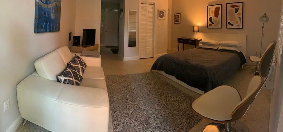 1st image of 6821 NE 4th Ct APT 3
