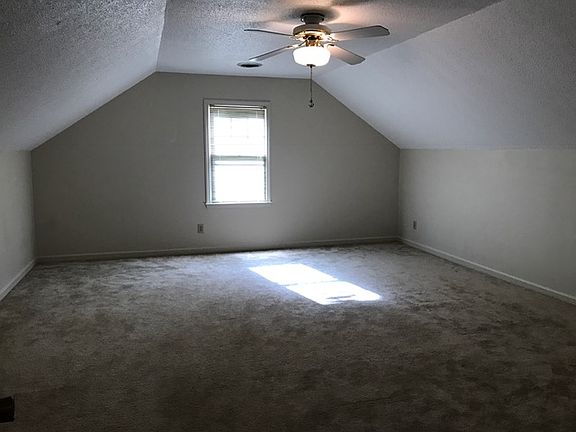 4th image of 1304 Benjamin Pkwy