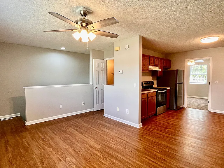 135 Lee Dr #3 — Photo 10