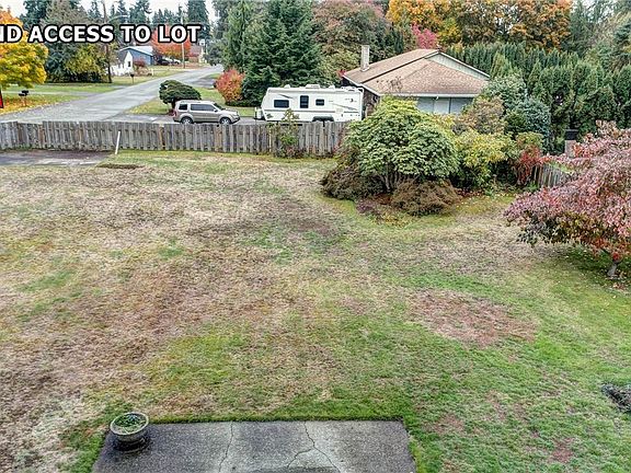 4th image of 5228 74th Pl NE