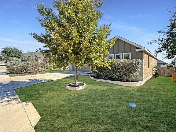 3rd image of 13806 Quiet Fox Ln
