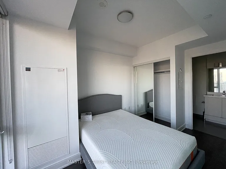 89 McGill St #2809 — Photo 8