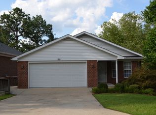 155 Mockingbird Ct, Pinehurst, NC 28374