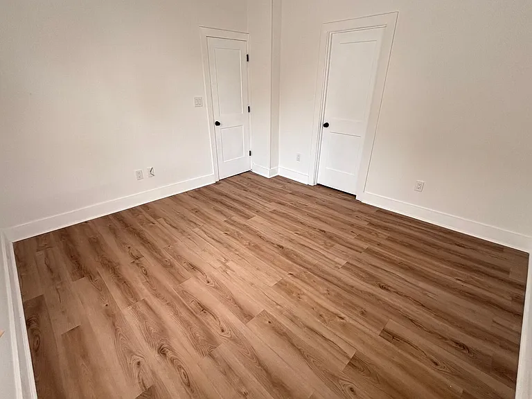 30 Sanford St — Photo 11