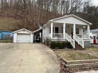 520 Town Mountain Rd, Pikeville, KY