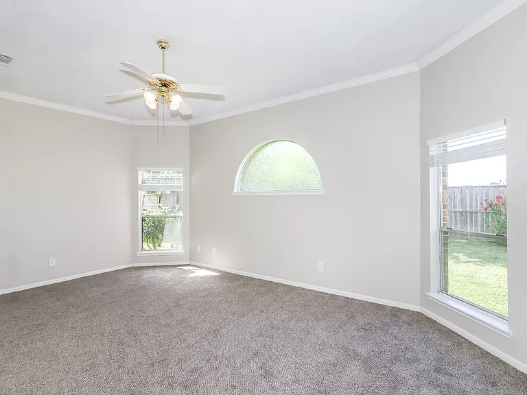 2634 Vermillion Rd — Photo 9