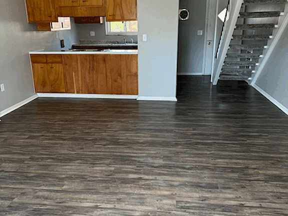 3rd image of 2525 Consaul St #6