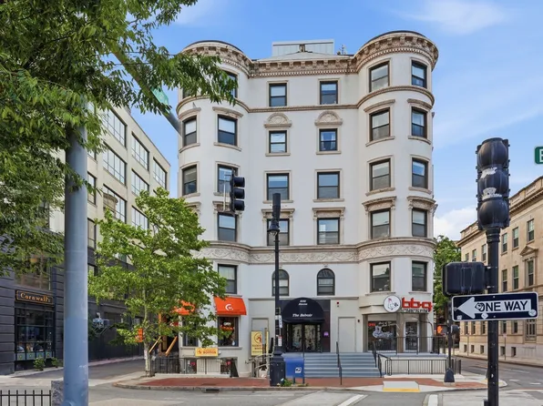 636 Beacon St APT 206, Boston, MA 02215