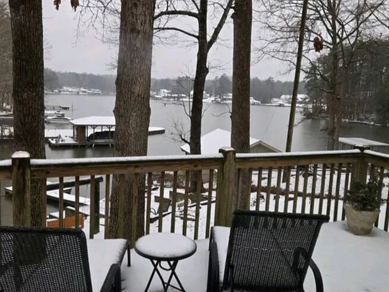 256 Cochran Rd — Photo 28