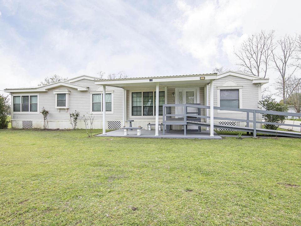 1st image of 137 Theo Ave