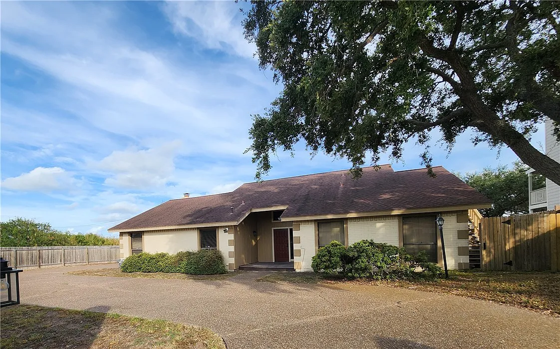 3 bed, 3.0 bath, 1930 sqft, $3,000 — Photo 3