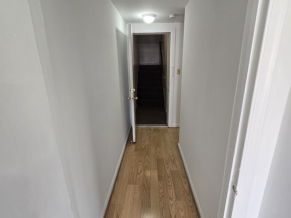 3rd image of 501 W Grace St #B