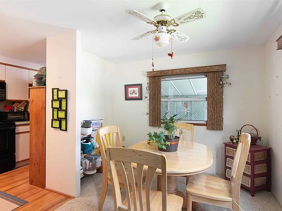 2nd image of 525/118 Riverleigh Ave