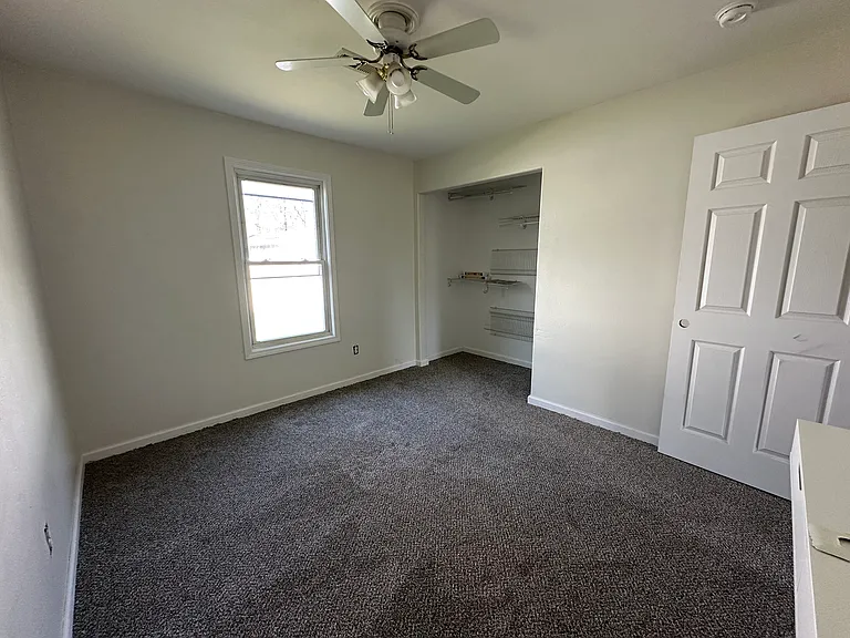 2739 Bleeker St — Photo 13