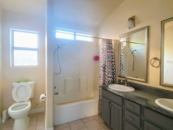 5th image of 9161 Bucksprings Dr