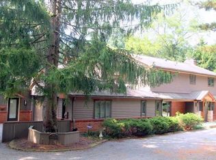 333 Sycamore Rd, Sewickley, PA 15143