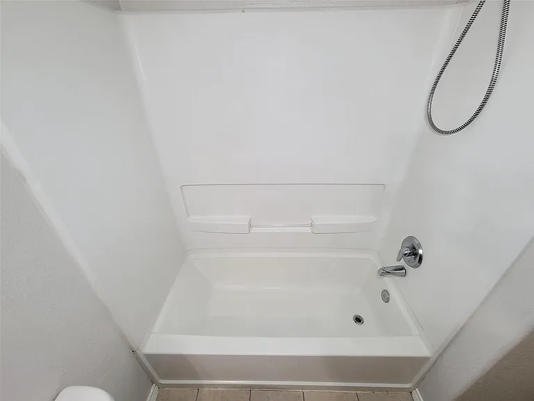 7438 Fox Knoll Ln — Photo 29