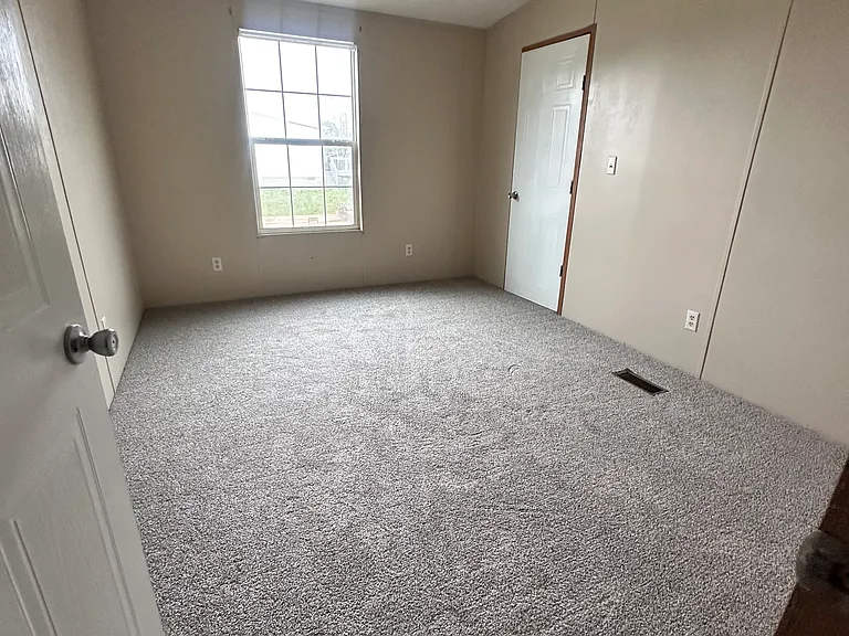103 Susan Pl — Photo 11