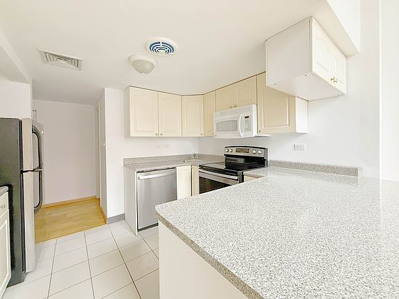 3rd image of 371 Madison St APT 114