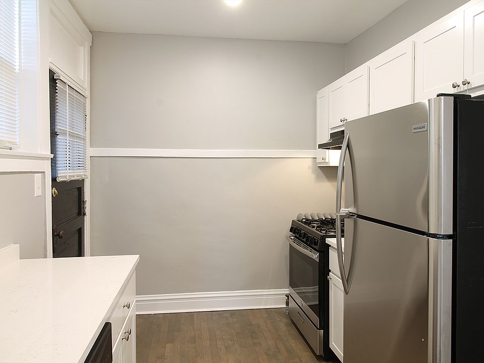 123129 N. Humphrey Ave. and 3844 Lake St. Apartment Rentals Oak