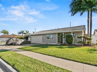 8572 Arnett Dr, Huntington Beach, CA 92647