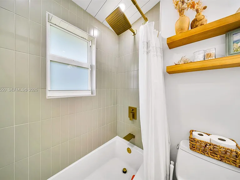 129 Nautilus Dr — Photo 38