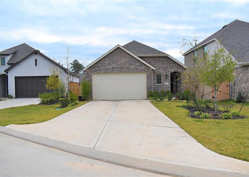 1st image of 154 Vine Mint Dr