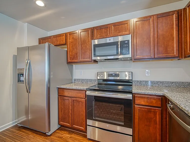 580 Millsgate Cir — Photo 12