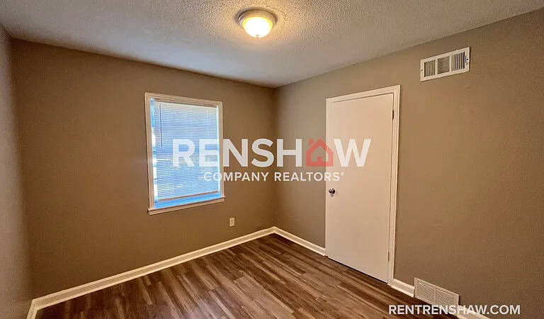 3235 Harvester Ln — Photo 8