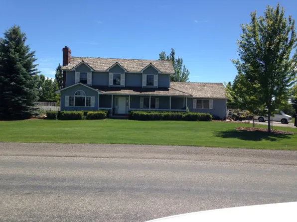 793 E 1500 N, Shelley, ID 83274
