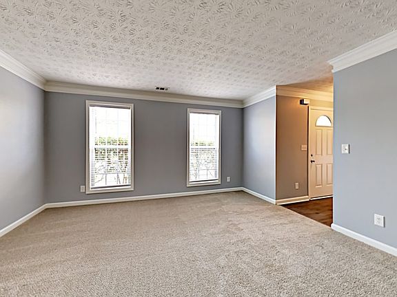 3rd image of 3372 Kittery Dr