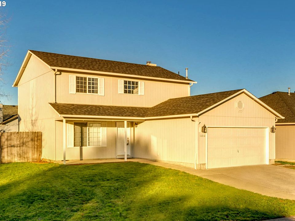 1st image of 13516 NE 88th Cir