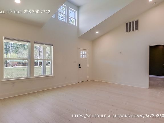 5th image of 13770 Wildflower Ln