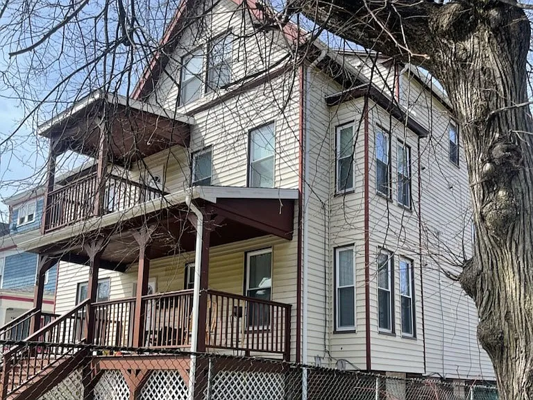 84 Sheffield Ave #2 — Photo 26