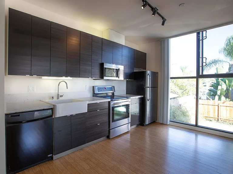 3000 Upas St — Photo 5