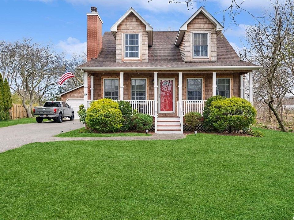 1st image of 132 E Moriches Boulevard